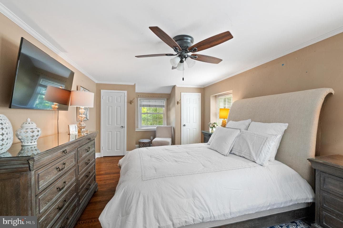 12 Lowrys Lane photo 23