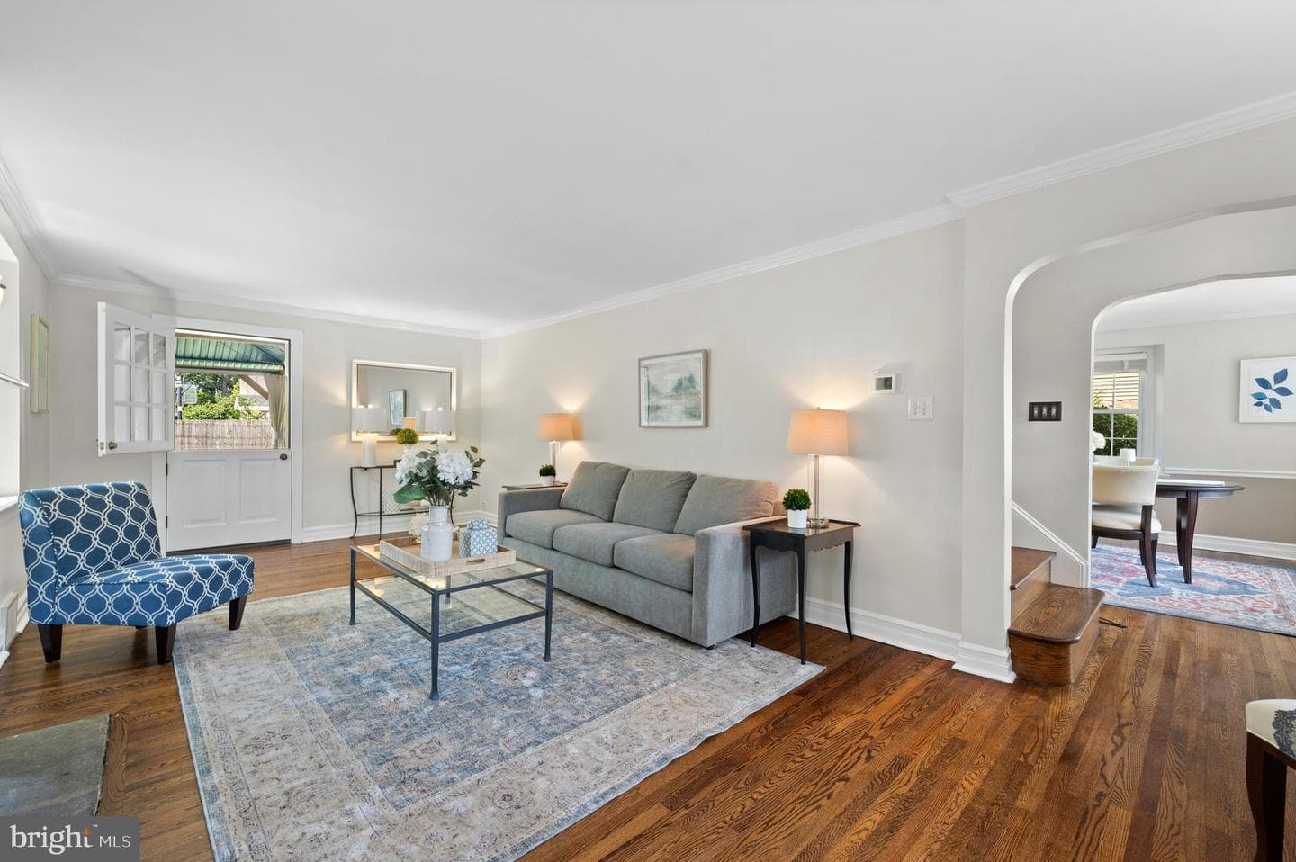 12 Lowrys Lane photo 8