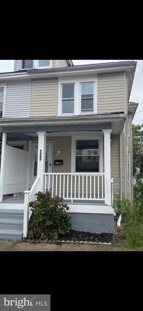 125 White Avenue photo 1