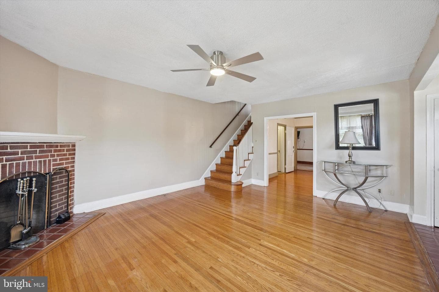 214 N Lynn Boulevard photo 10