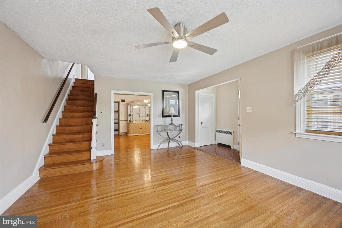 214 N Lynn Boulevard photo 8