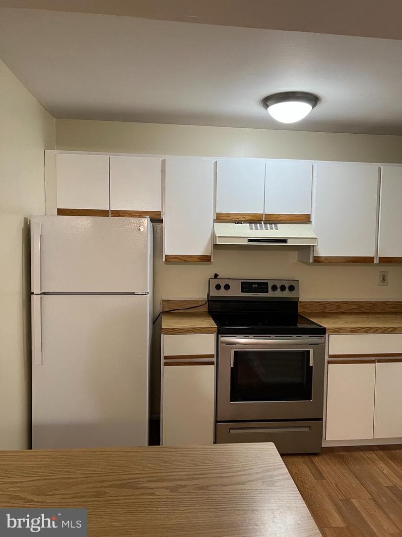 374 Saybrook Lane #b photo 8