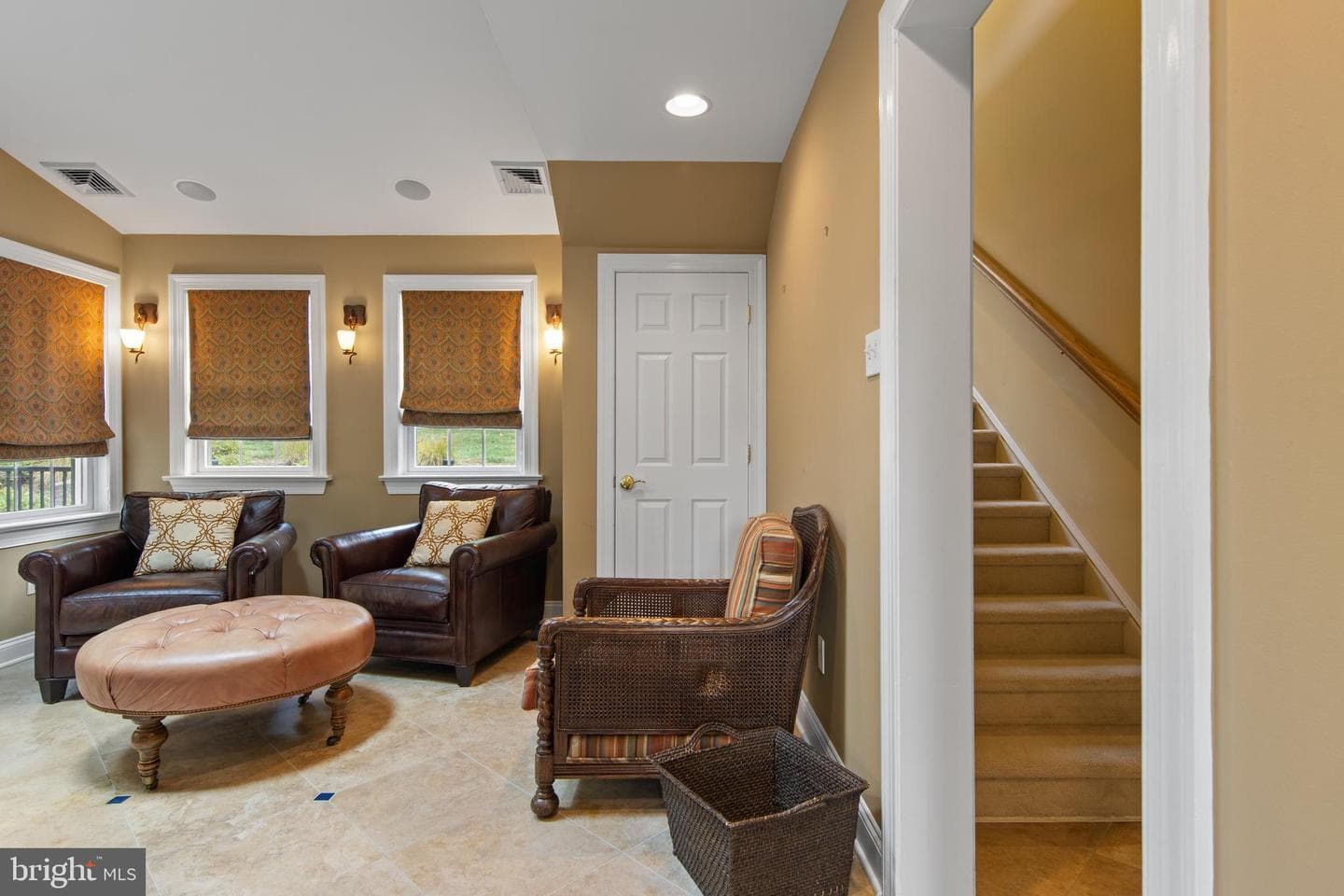 588 S Heilbron Drive photo 52