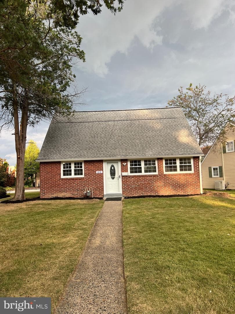 810 Quince Lane photo 2