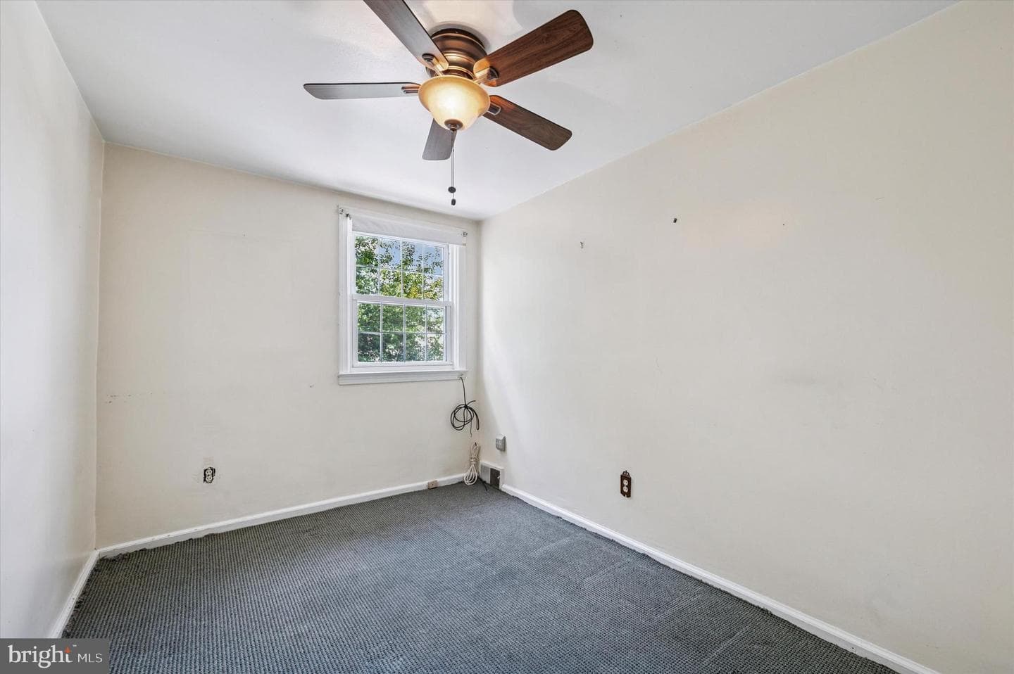 511 Clark Avenue photo 11