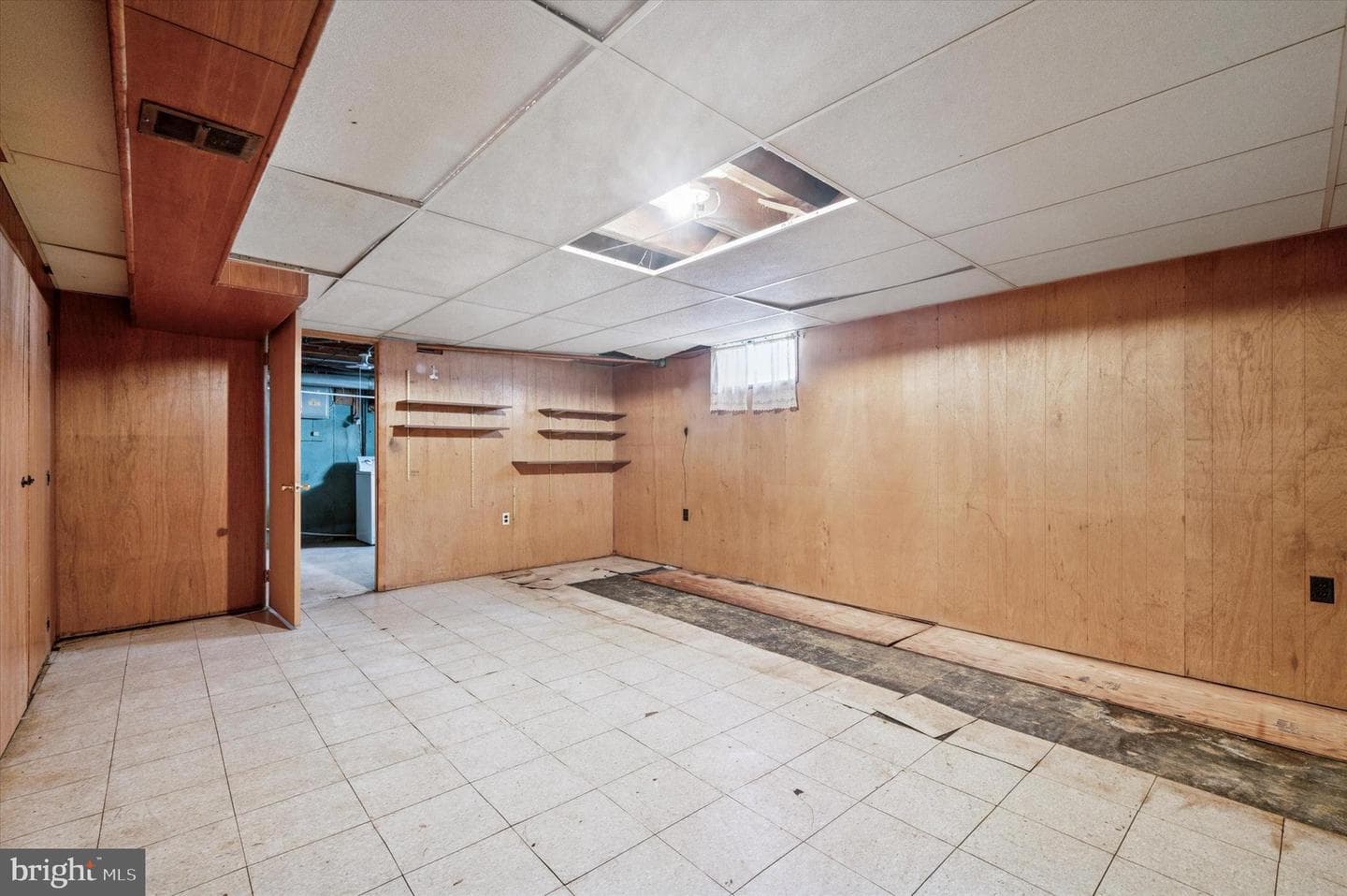 511 Clark Avenue photo 15