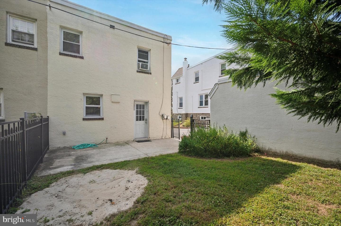 2315 Bryn Mawr Avenue photo 25