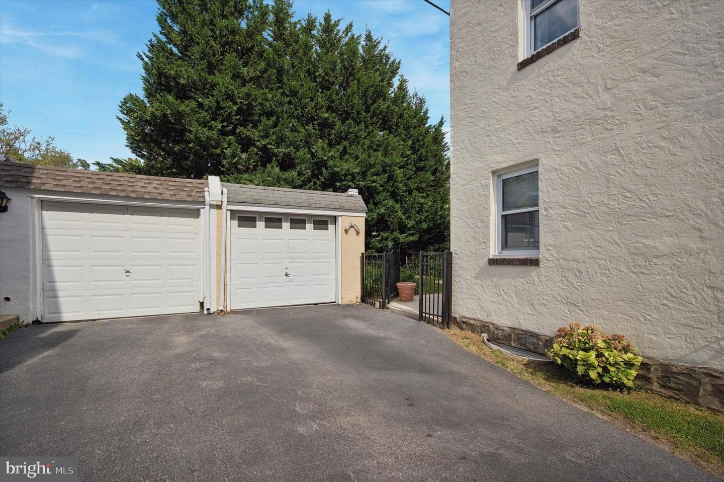 2315 Bryn Mawr Avenue photo 26