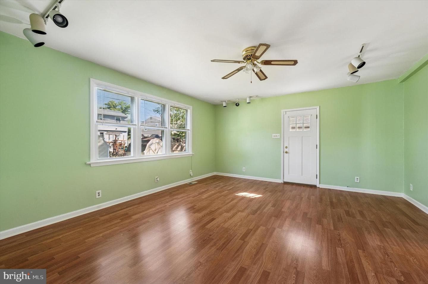 328 Park Avenue photo 13