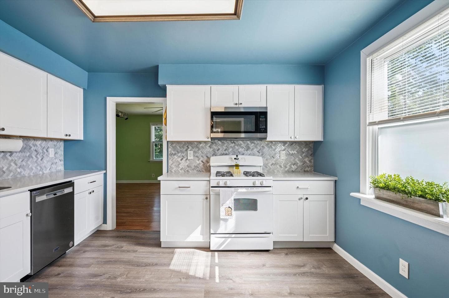 328 Park Avenue photo 5