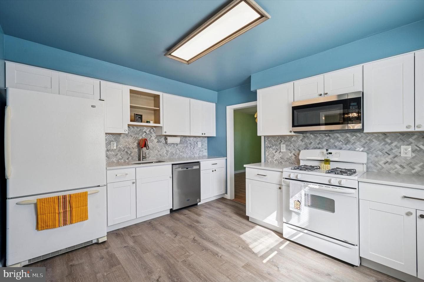 328 Park Avenue photo 6