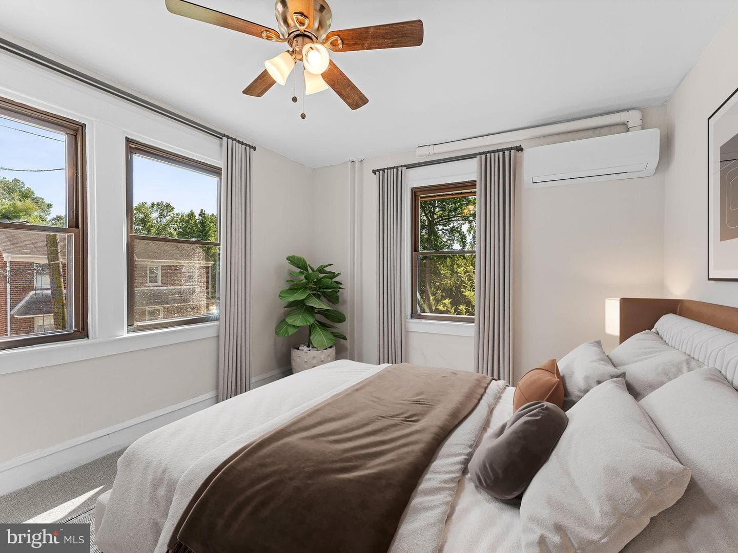 13 Florence Avenue photo 11