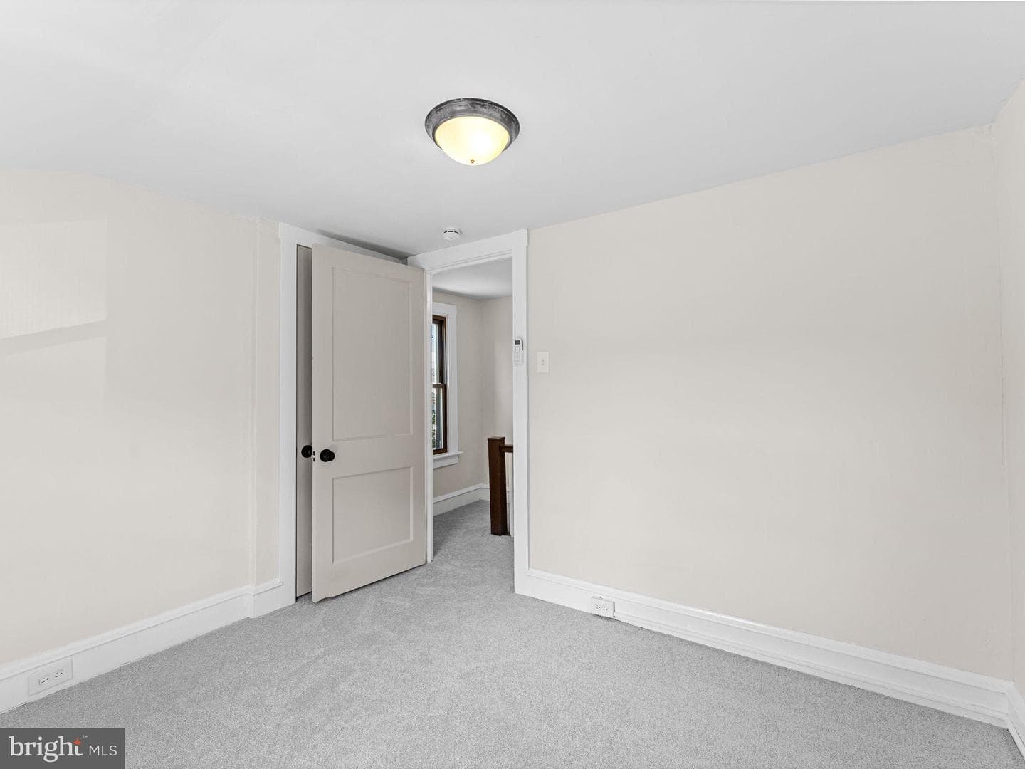 13 Florence Avenue photo 17