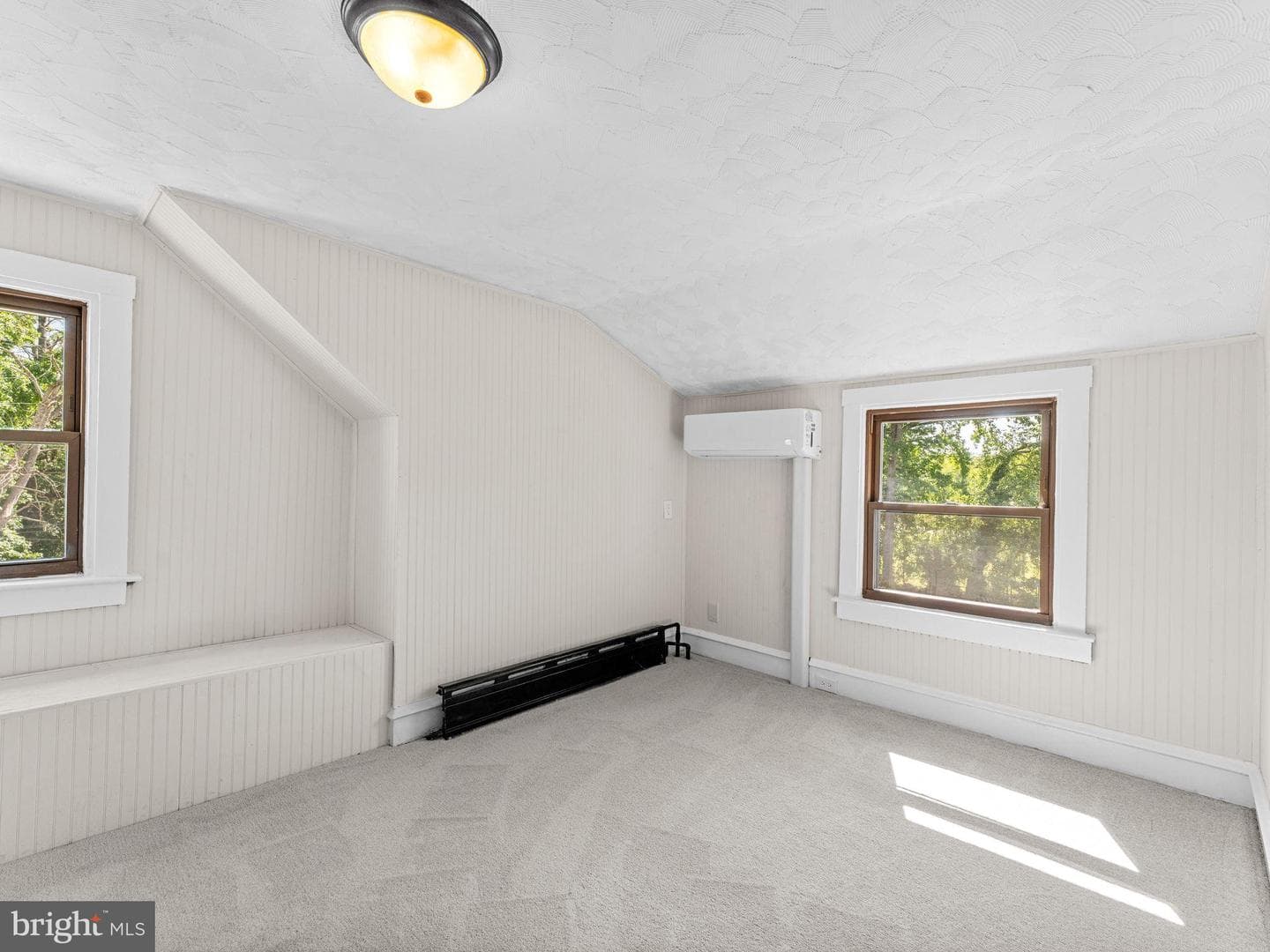 13 Florence Avenue photo 19