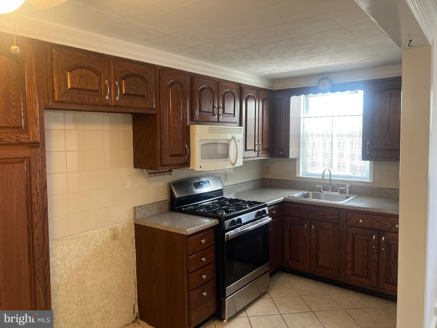 2404 Stoneybrook Lane #1 photo 6