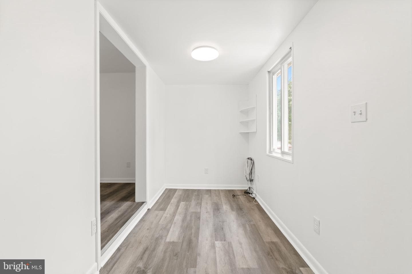 1359 Green Street photo 13