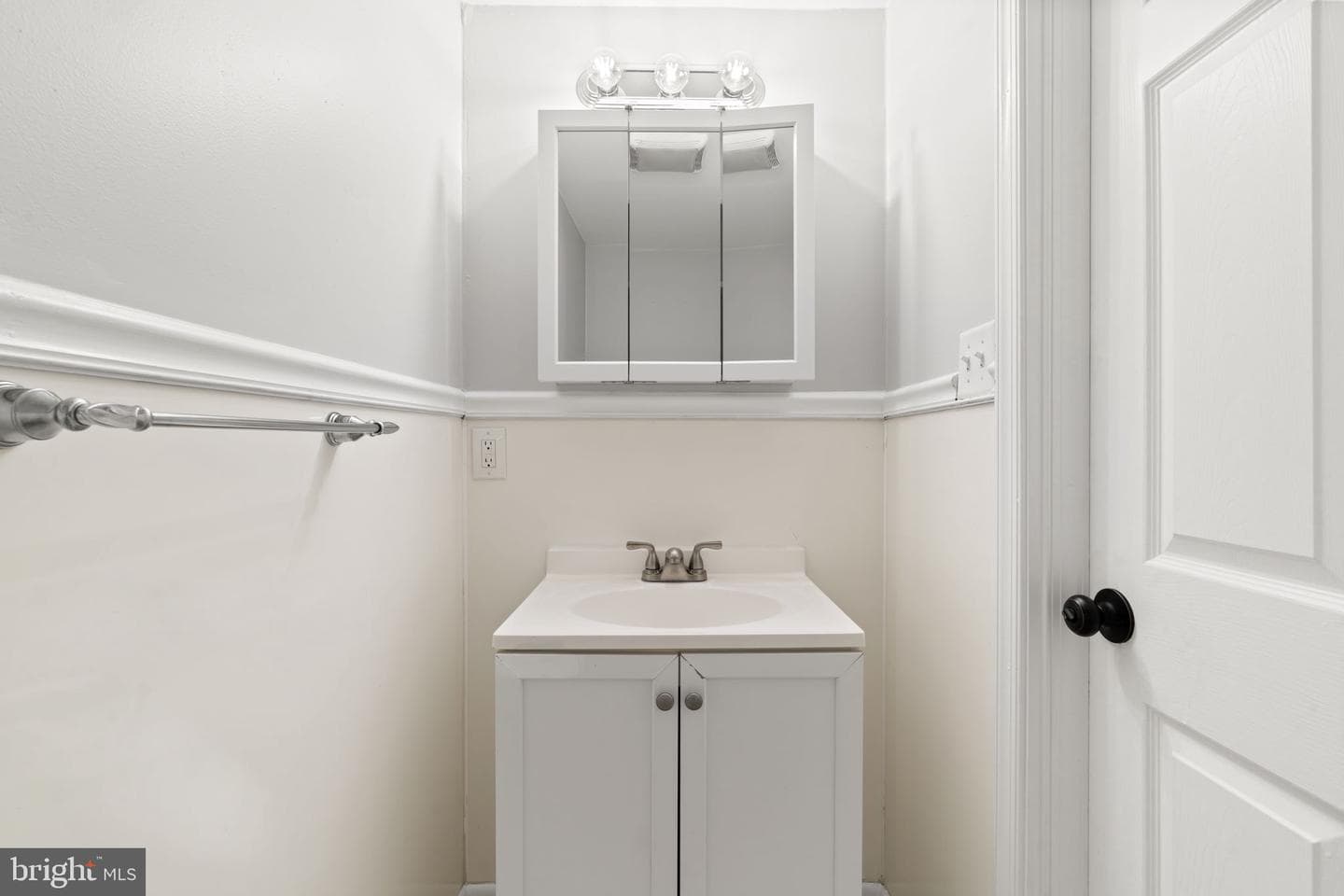 1359 Green Street photo 15