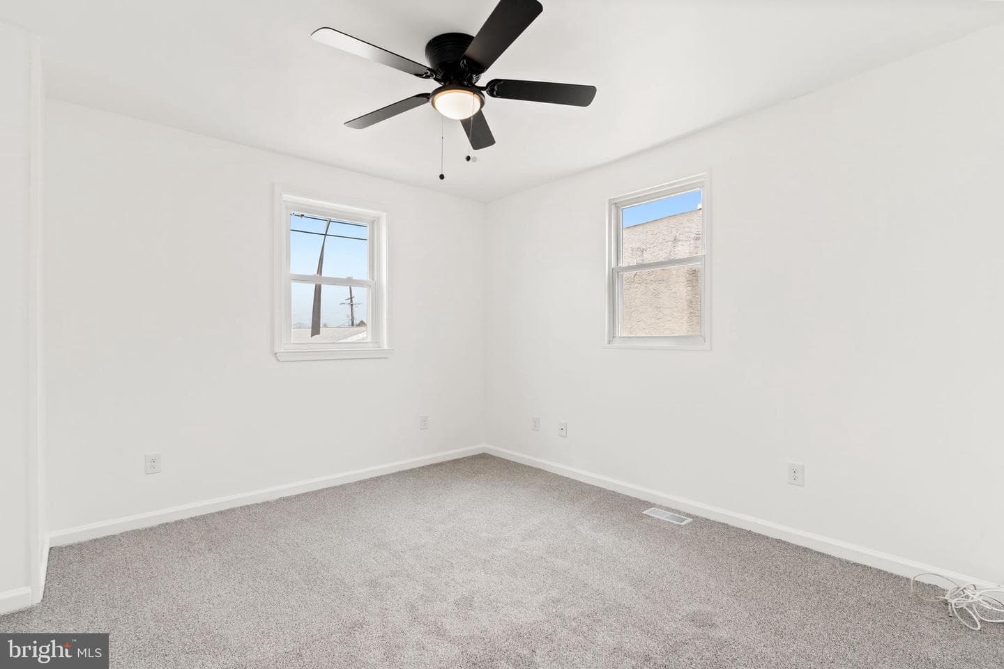 1359 Green Street photo 17