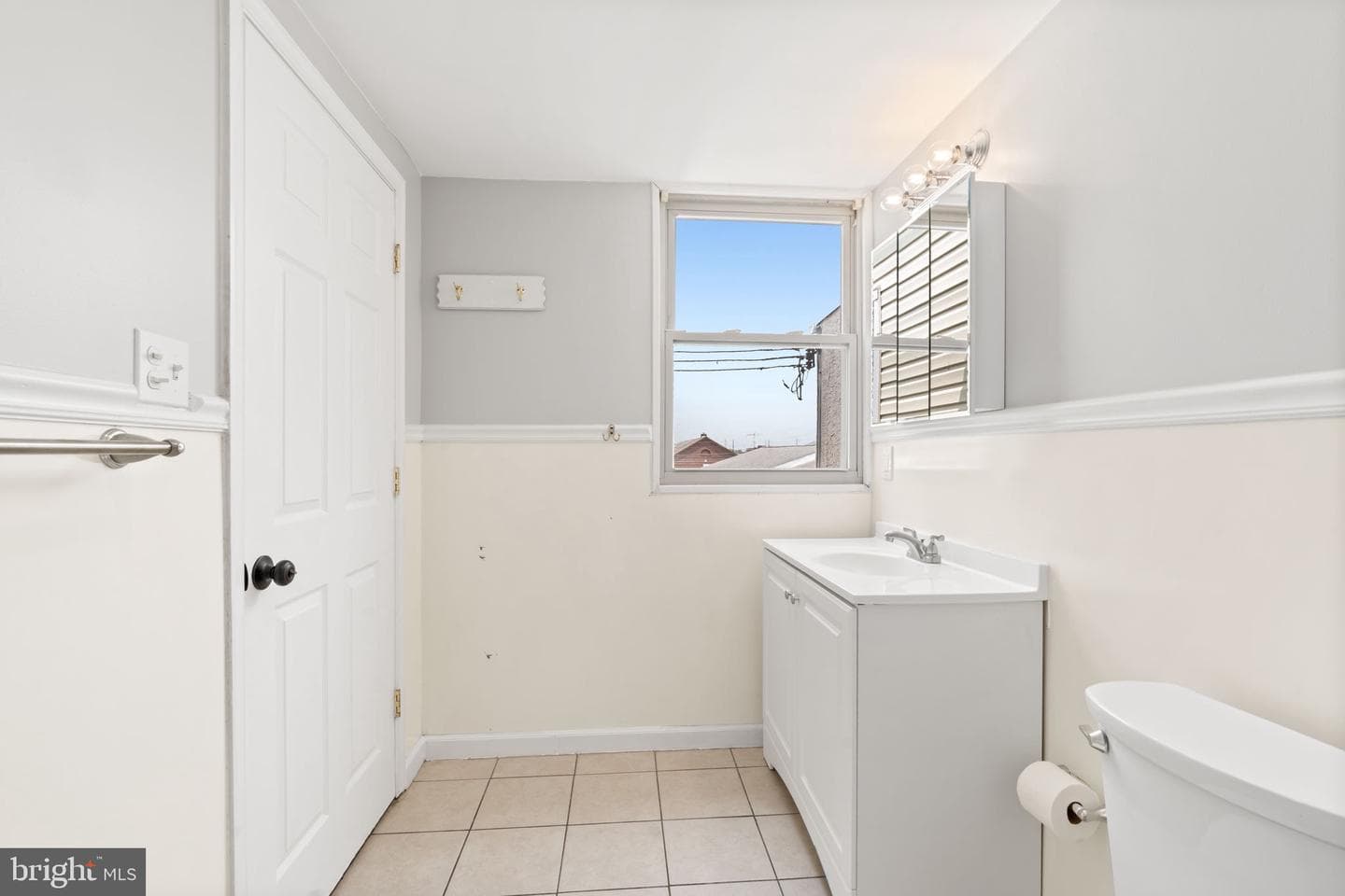 1359 Green Street photo 20