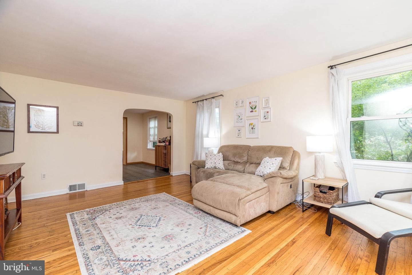 44 Yale Avenue photo 10