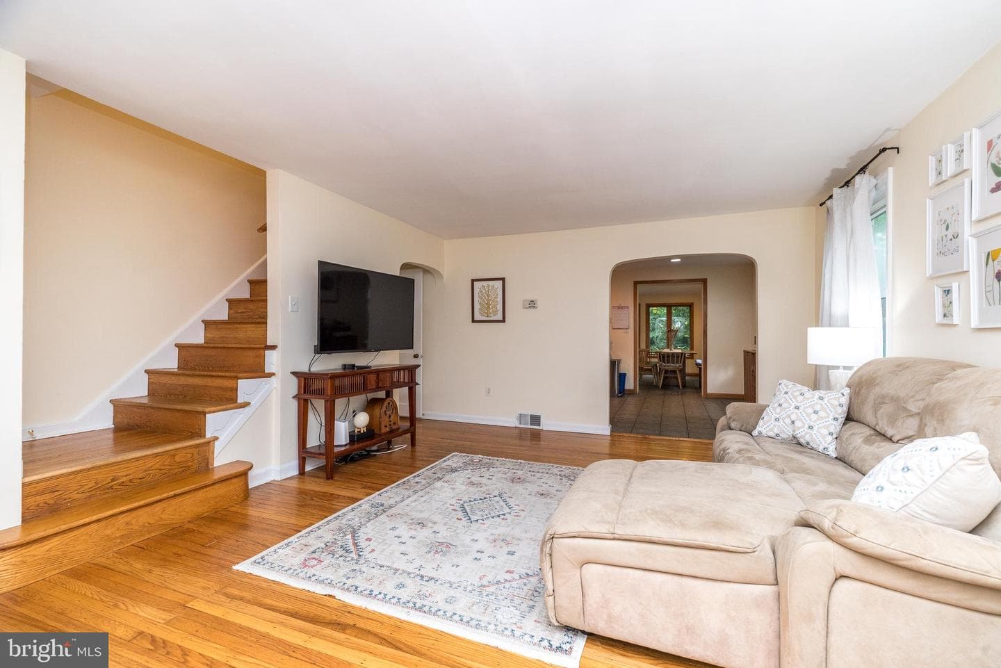 44 Yale Avenue photo 11