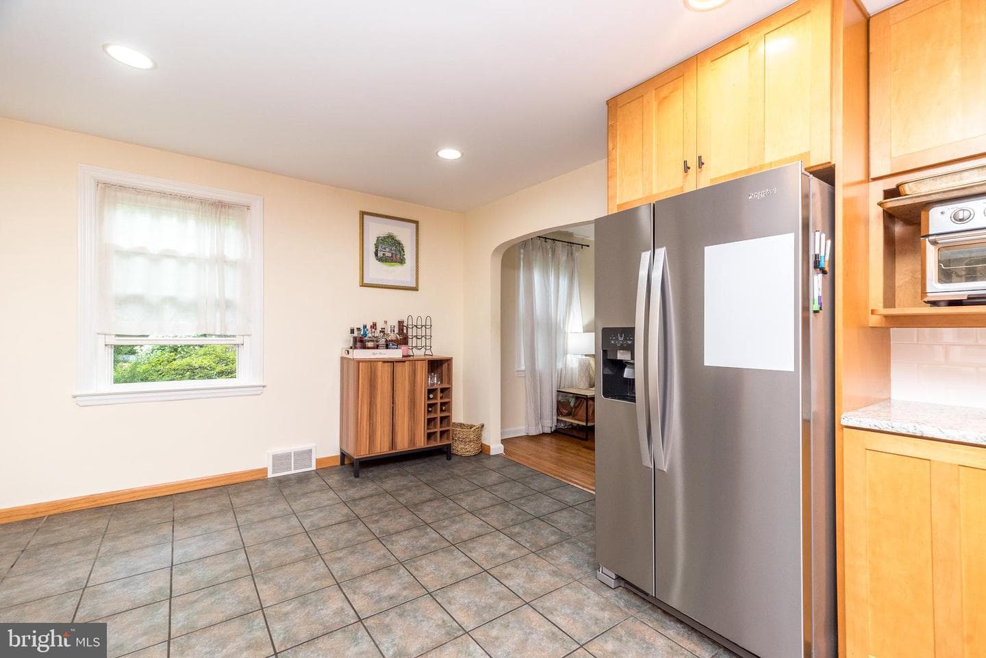 44 Yale Avenue photo 12