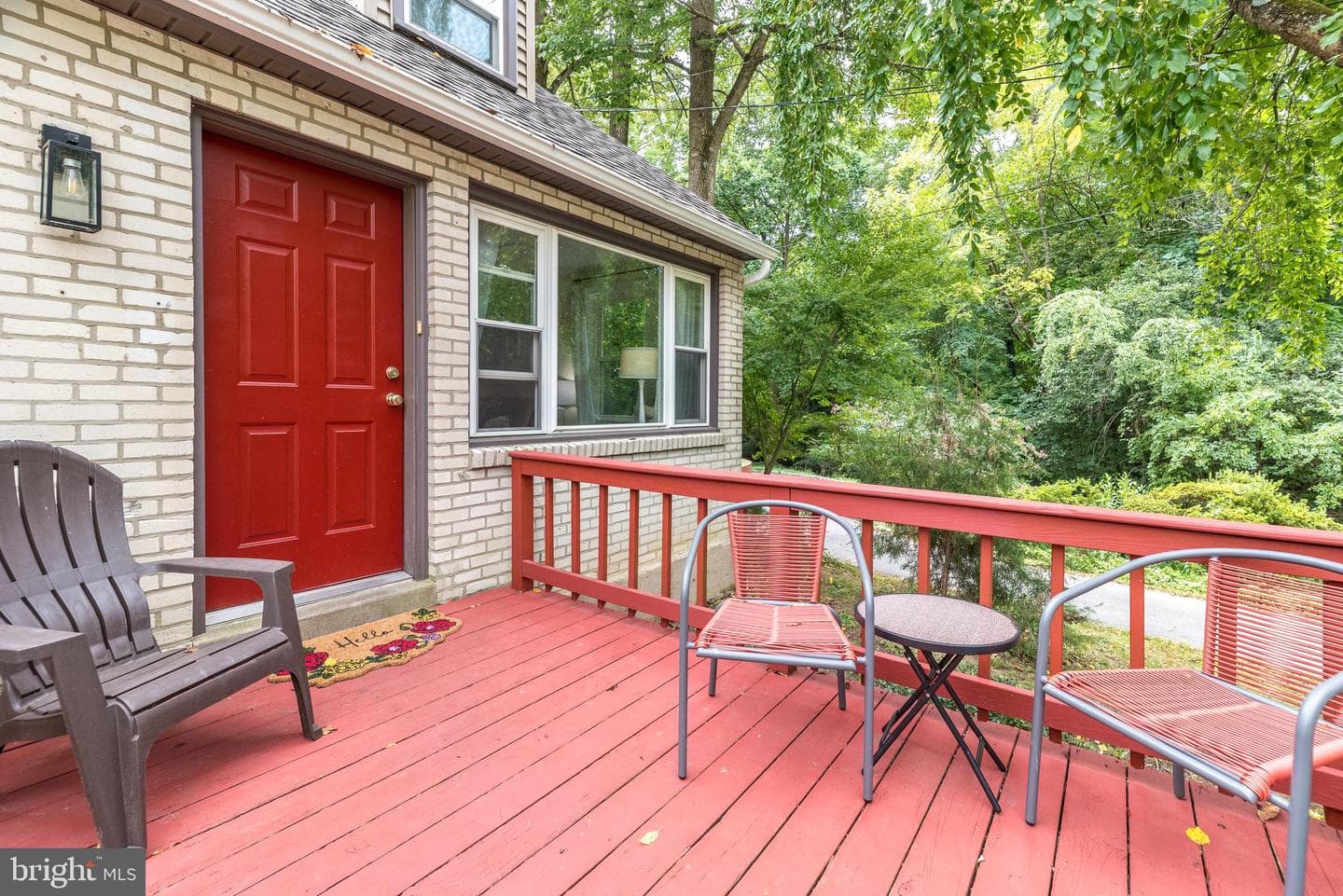 44 Yale Avenue photo 5