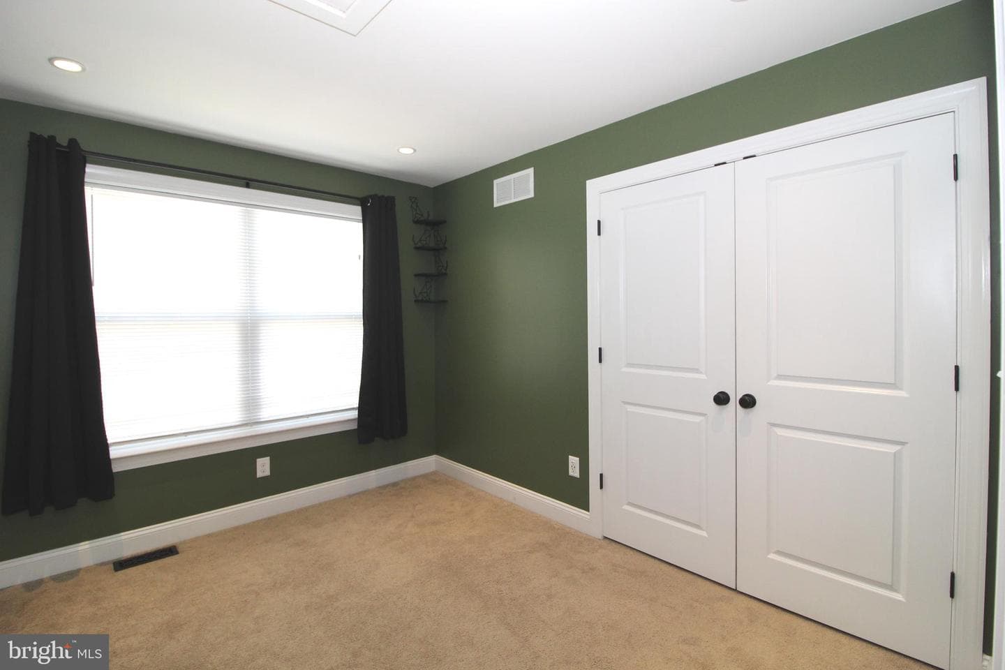 2608 Grand Avenue photo 11