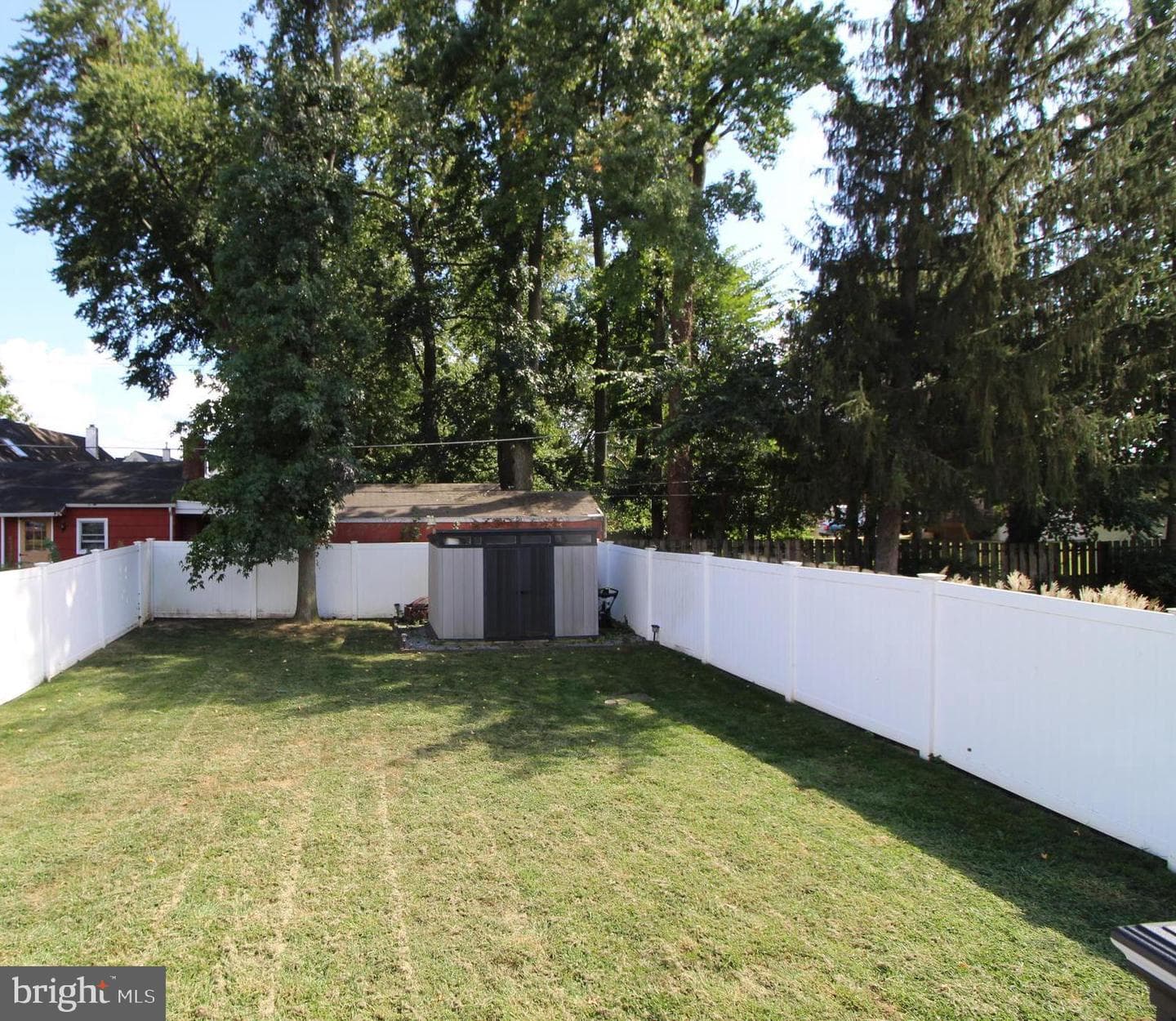2608 Grand Avenue photo 24