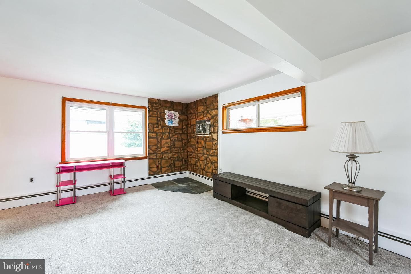 200 E Roland Road photo 10