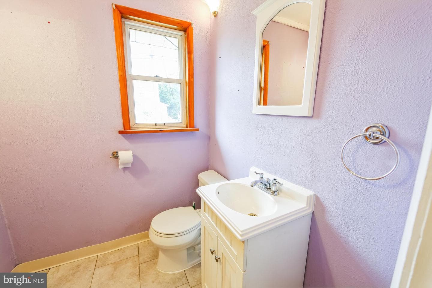 200 E Roland Road photo 13