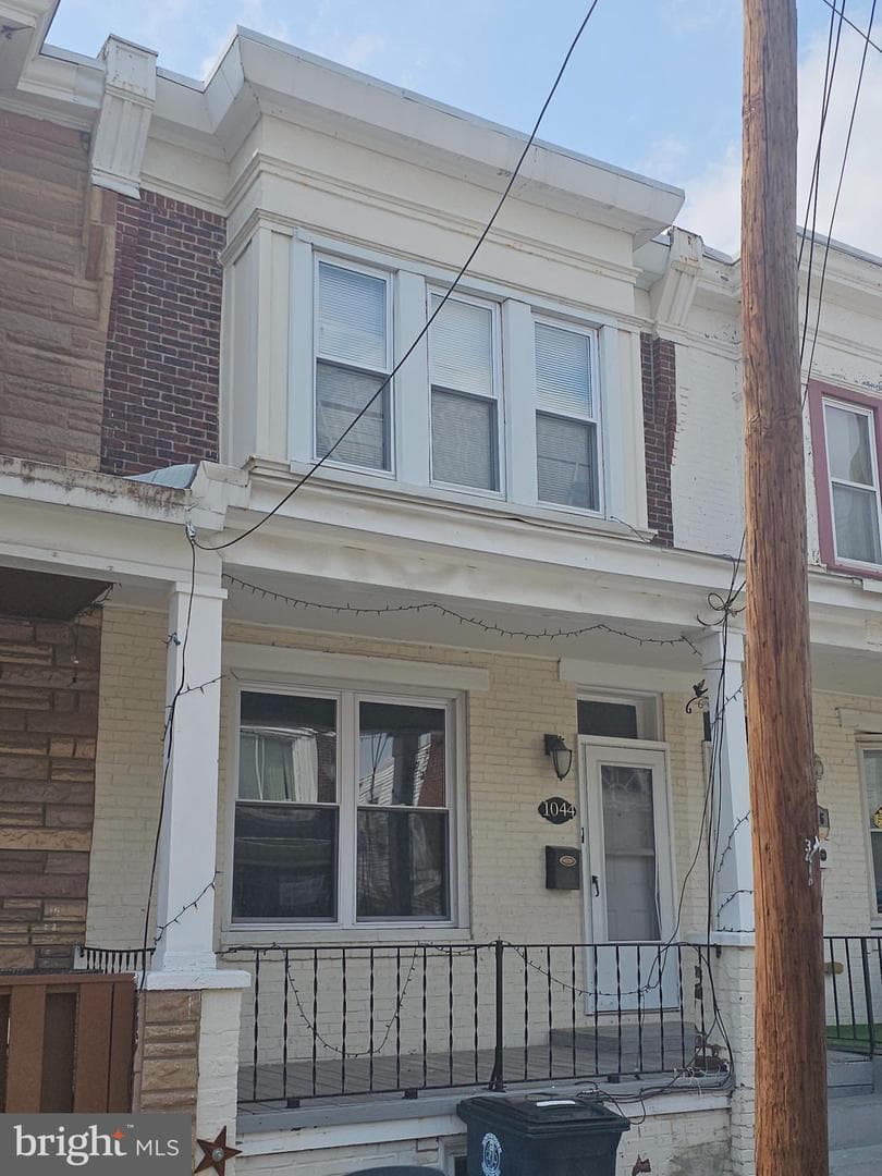 1044 Toll Street