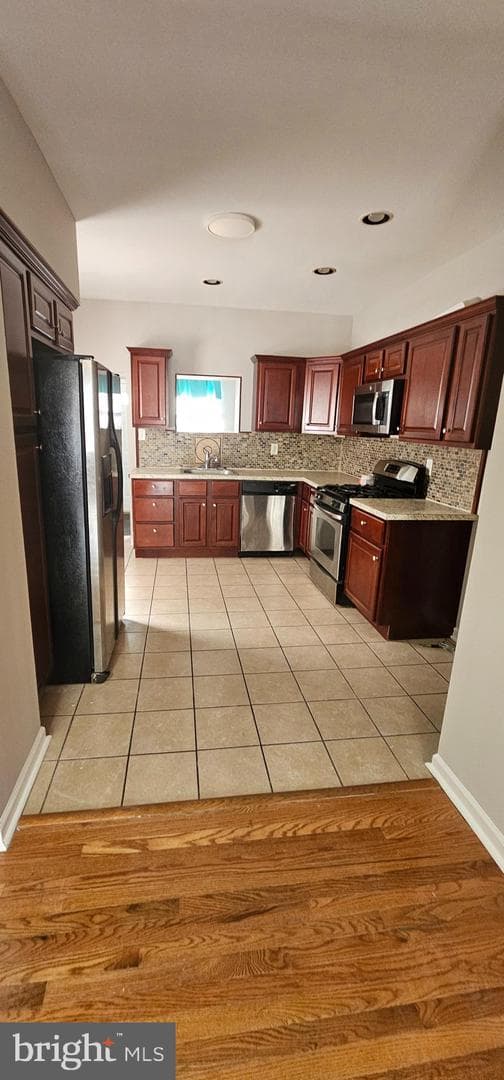 1044 Toll Street photo 11