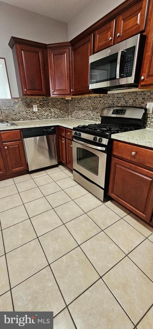 1044 Toll Street photo 14