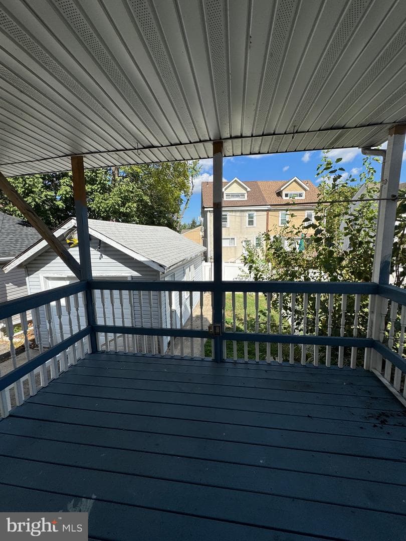 419 Custer Avenue photo 38