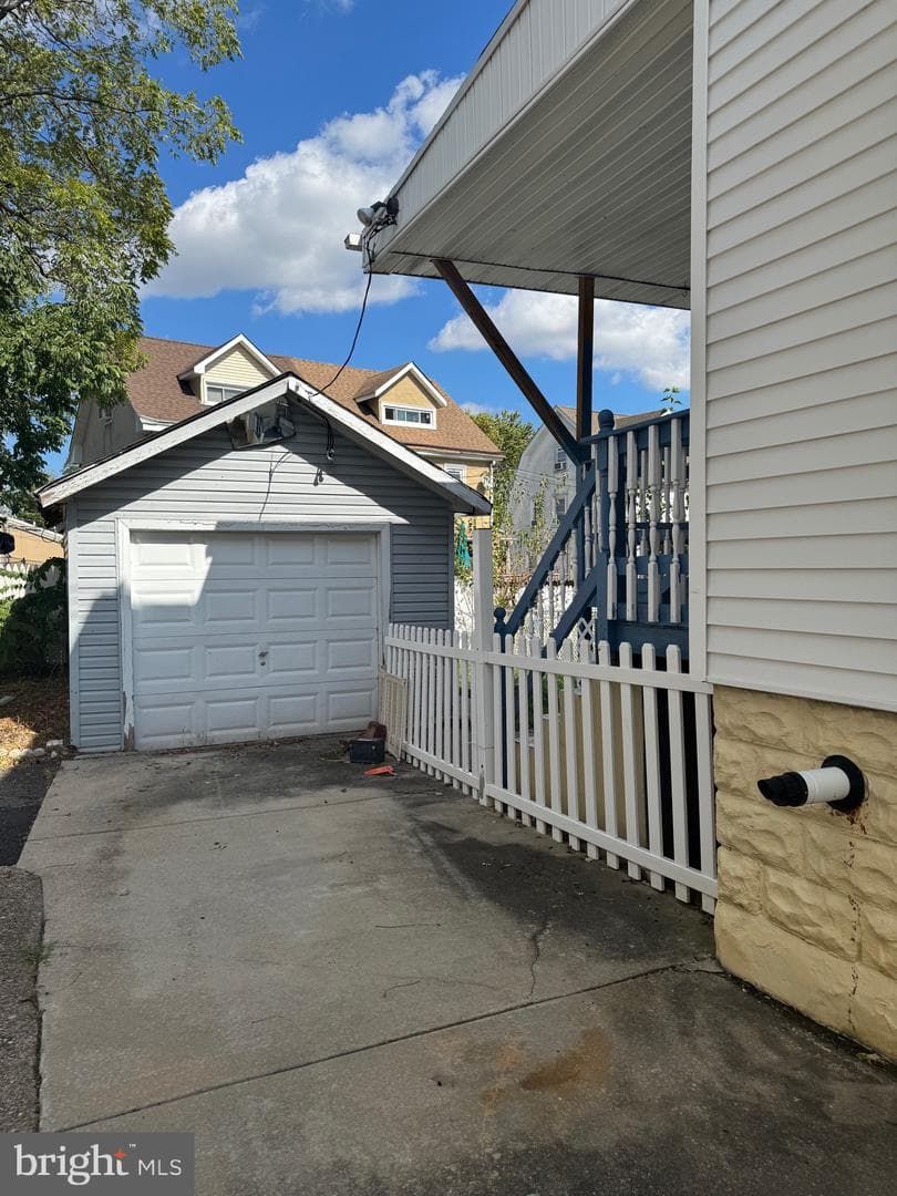 419 Custer Avenue photo 39