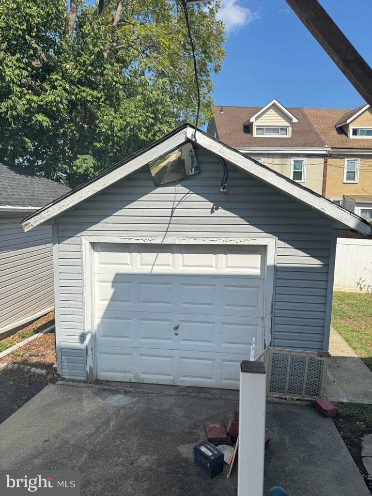 419 Custer Avenue photo 41