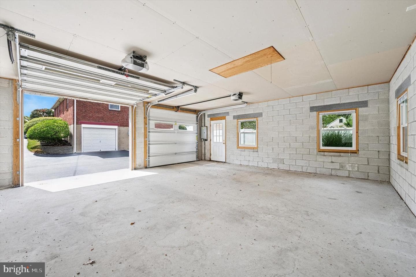 945 Springhaven Road photo 27