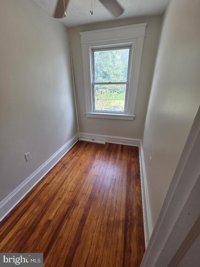 1447 Lawrence Road photo 7