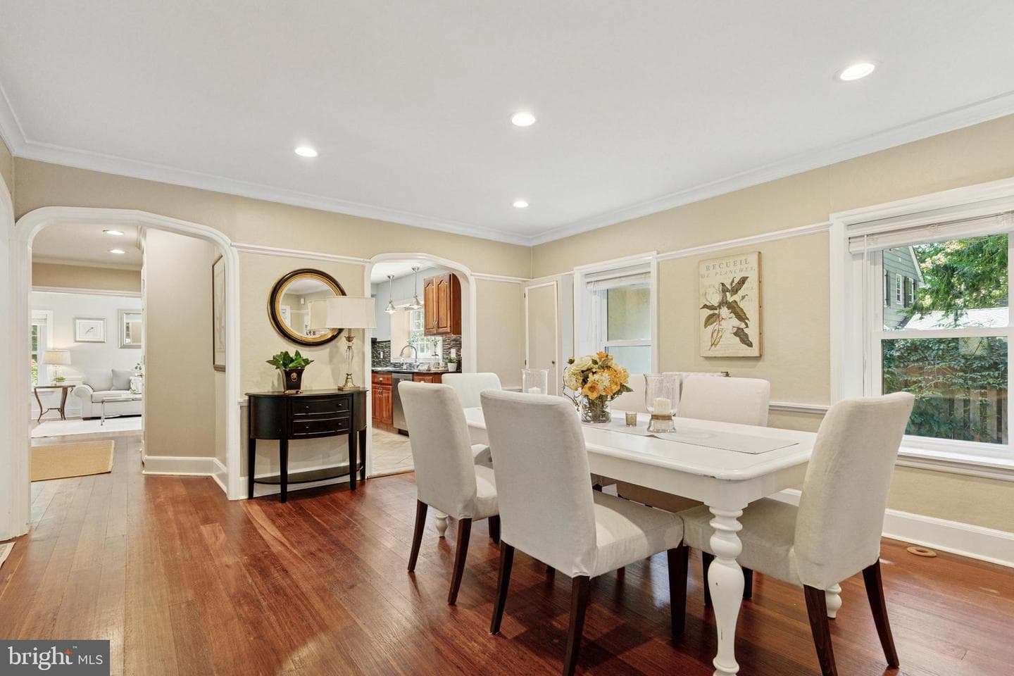 651 N Chester Road photo 11