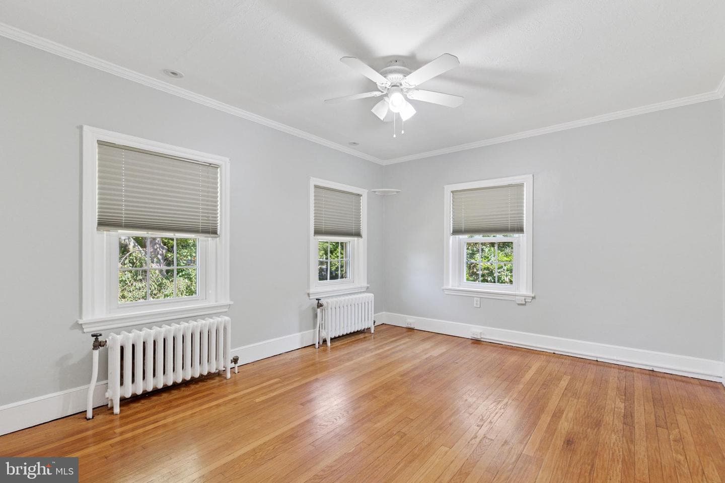 651 N Chester Road photo 30