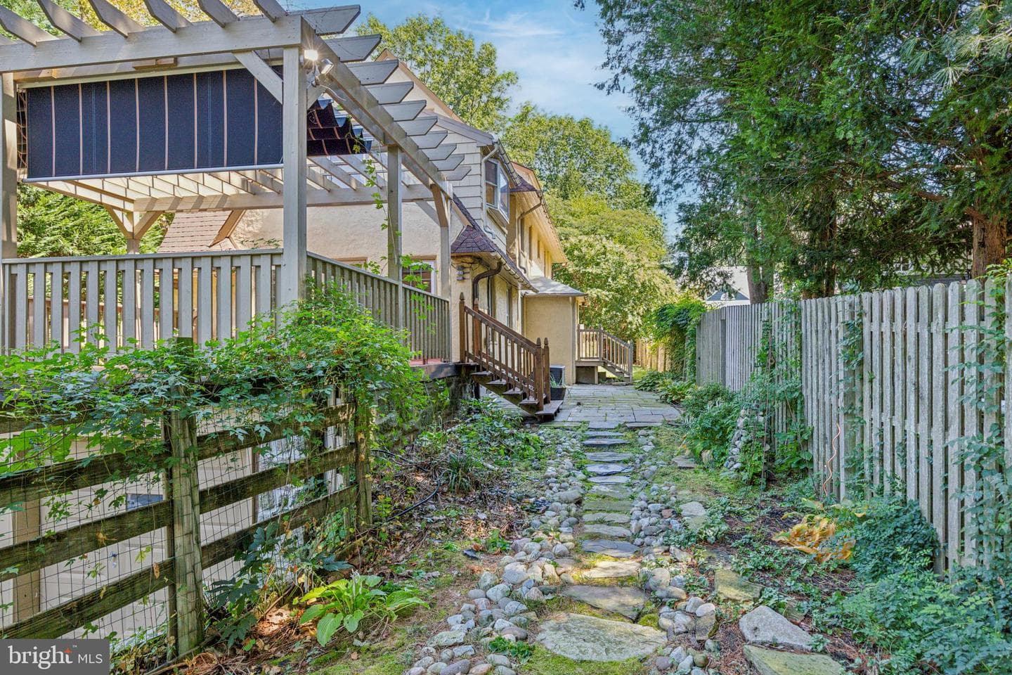 651 N Chester Road photo 43