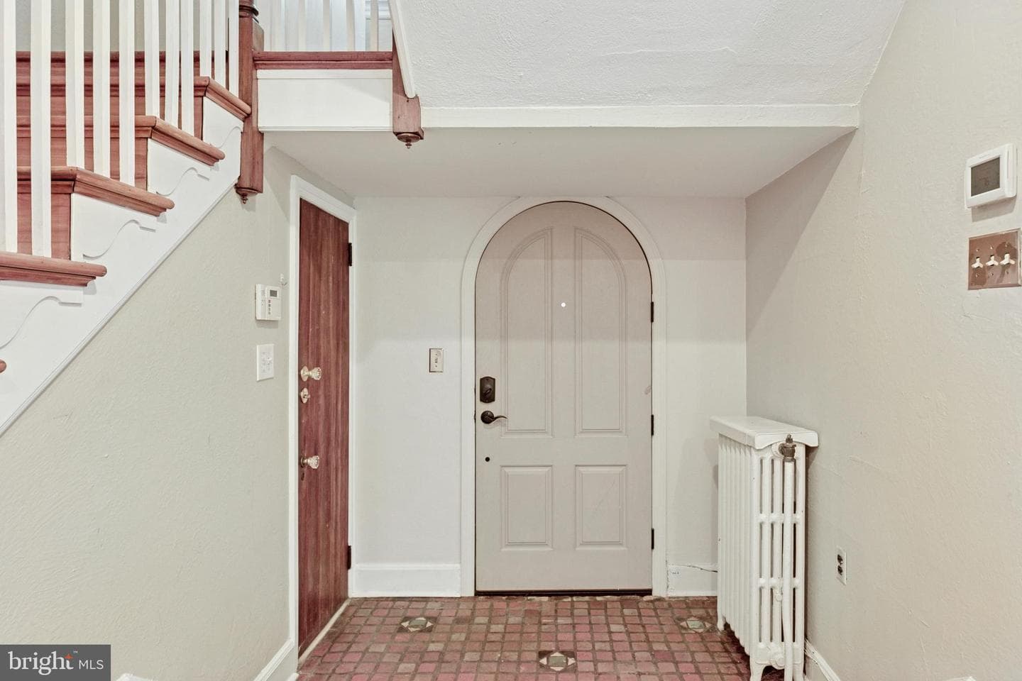 651 N Chester Road photo 5