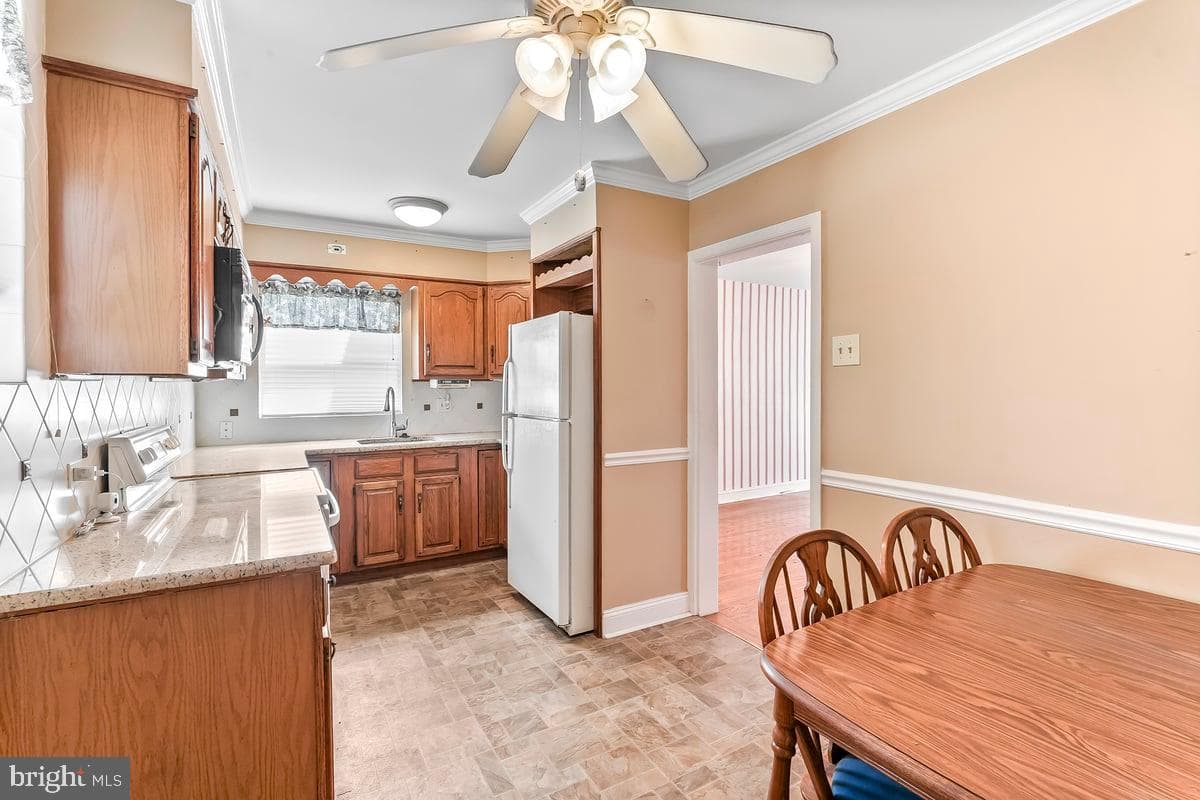 4812 Woodland Avenue photo 17