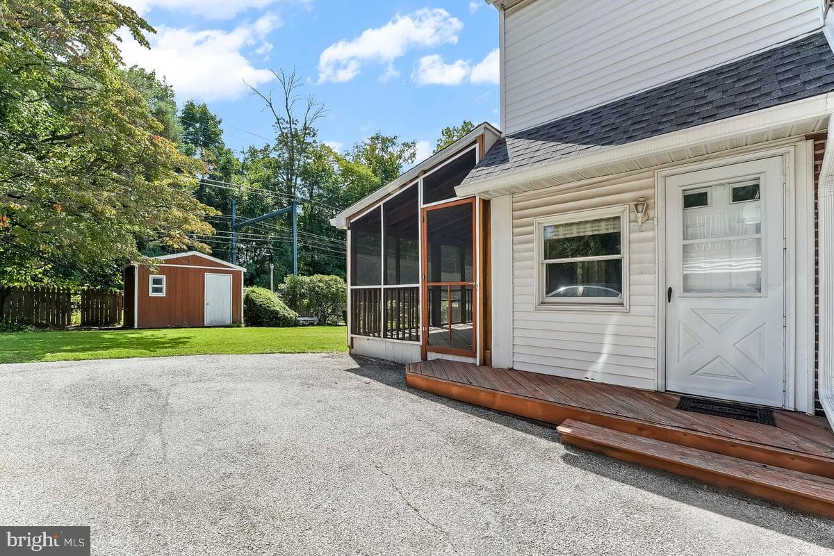 4812 Woodland Avenue photo 34