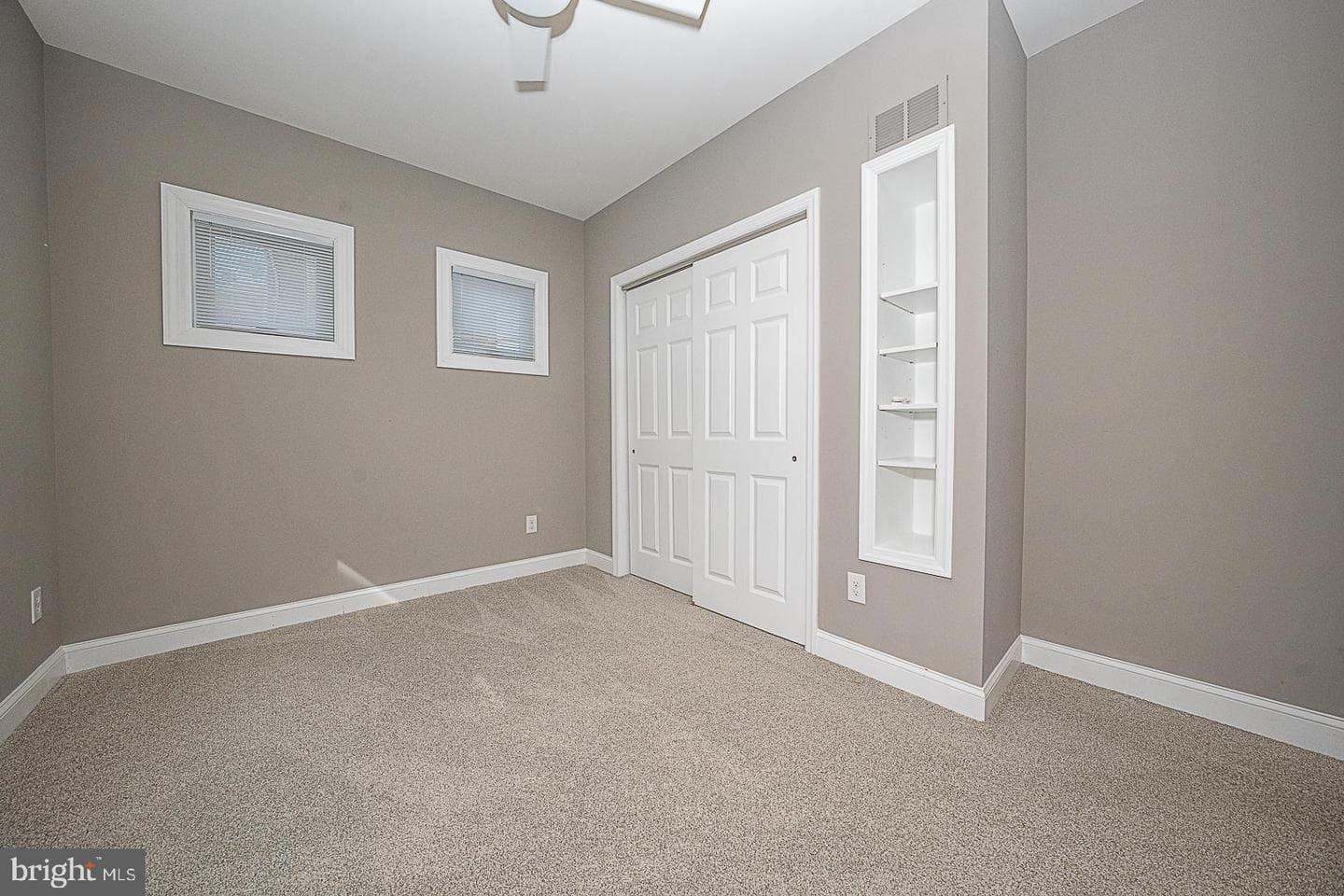 105 W Franklin Street photo 33
