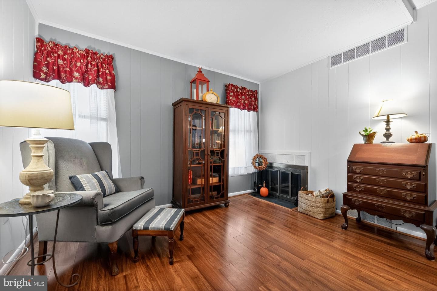 1300 Cable Hill Drive photo 12