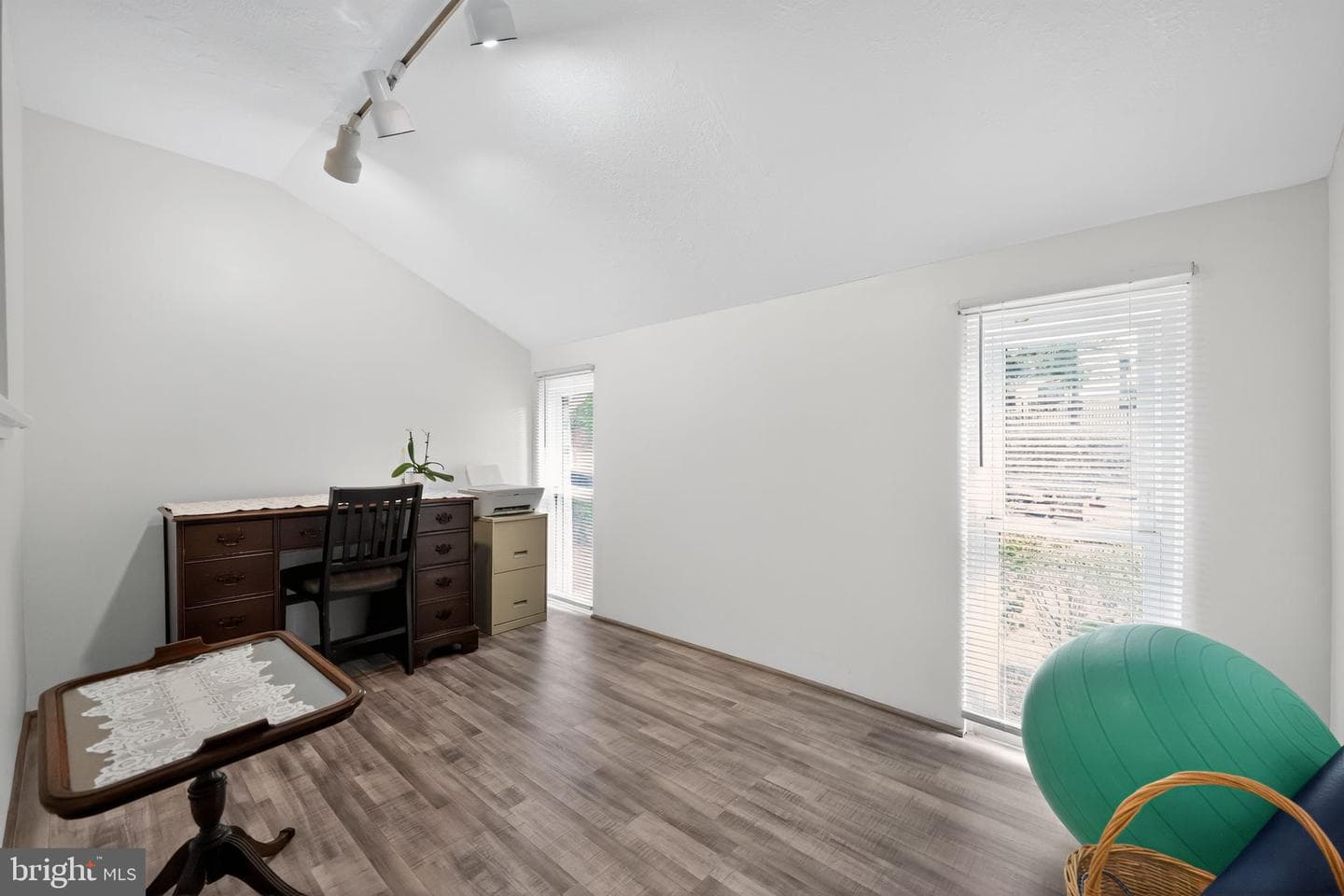 1300 Cable Hill Drive photo 25