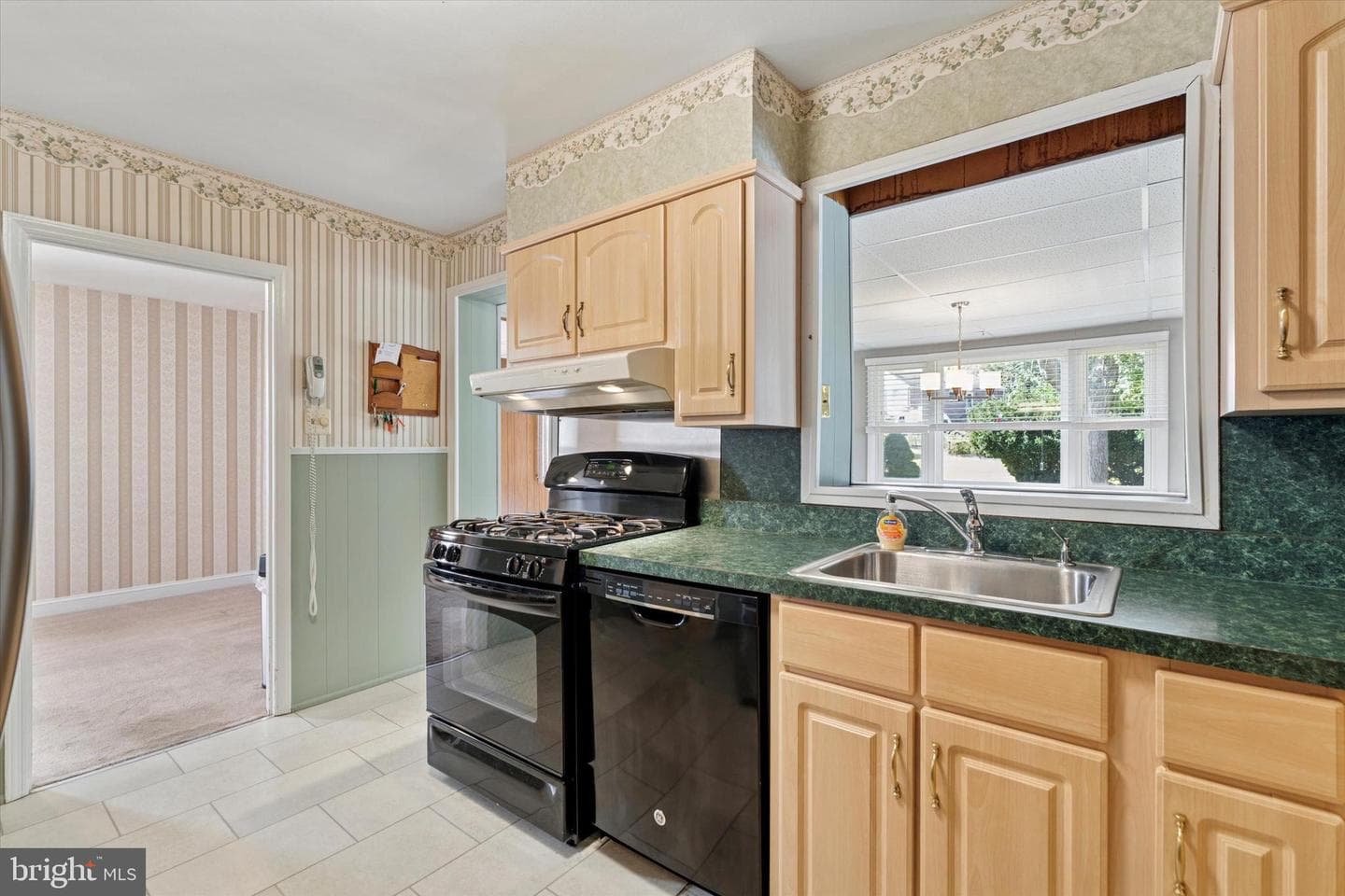 132 S Sproul Road photo 20