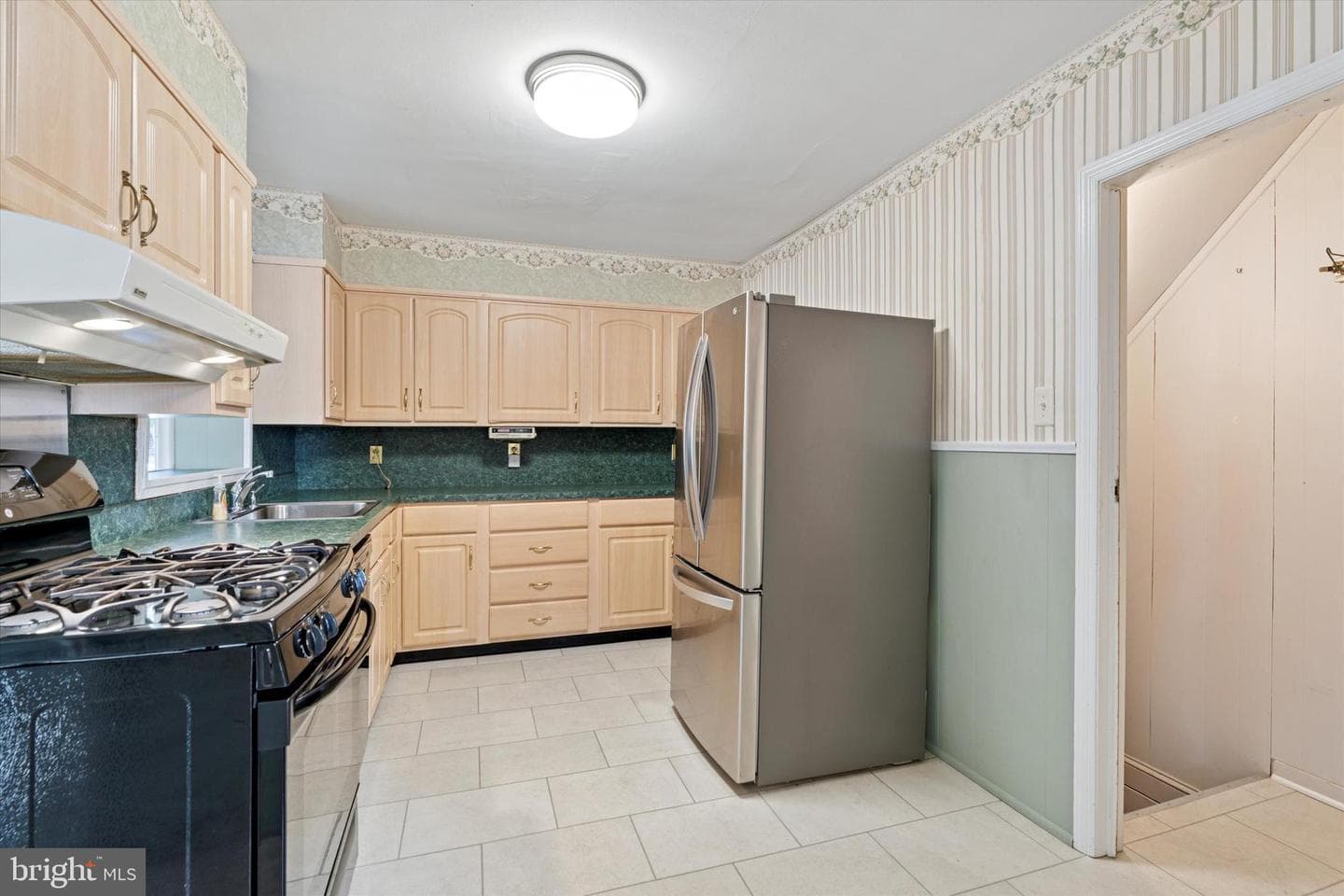 132 S Sproul Road photo 21